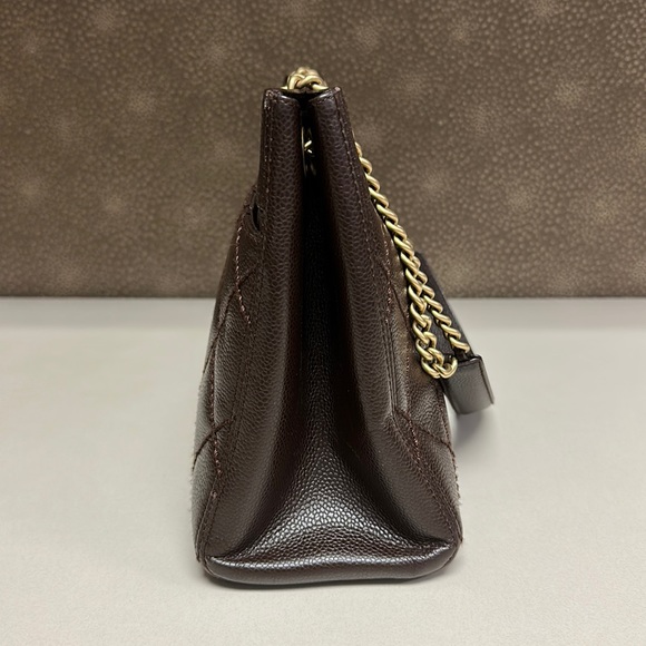 🔥🔥🔥Authentic Chanel Quilted Caviar Leather CC Logo Tote Bag - Picture 6 of 16